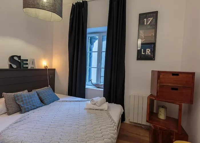 Apartament L'olympe - Triplex Avec Et Rooftop Classe 4* La Rochelle (Charente-Maritime)
